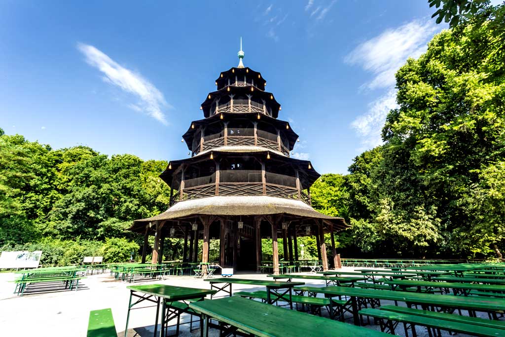 Biergarten am Chinesischen Turm in München