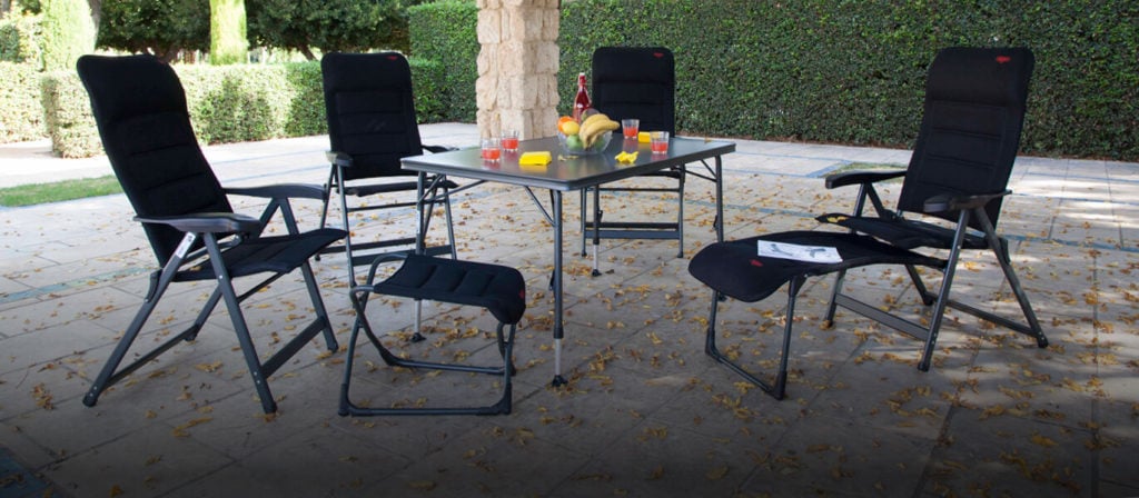 Schwarze Gartenmöbel