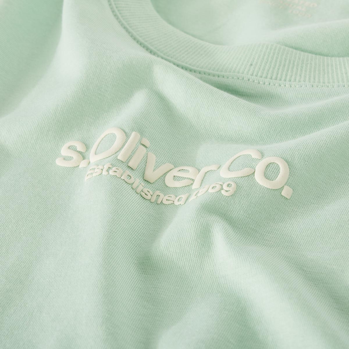 s.Oliver T-Shirt mit Label-Print mint