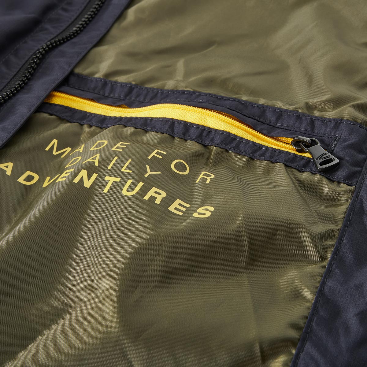 camel active Leichte Outdoor-Weste, wasserabweisend dunkelblau