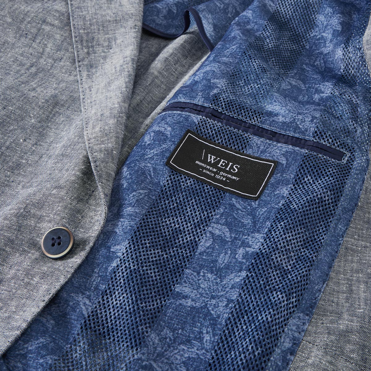 Weis Sakko mit Leinen, leicht blau