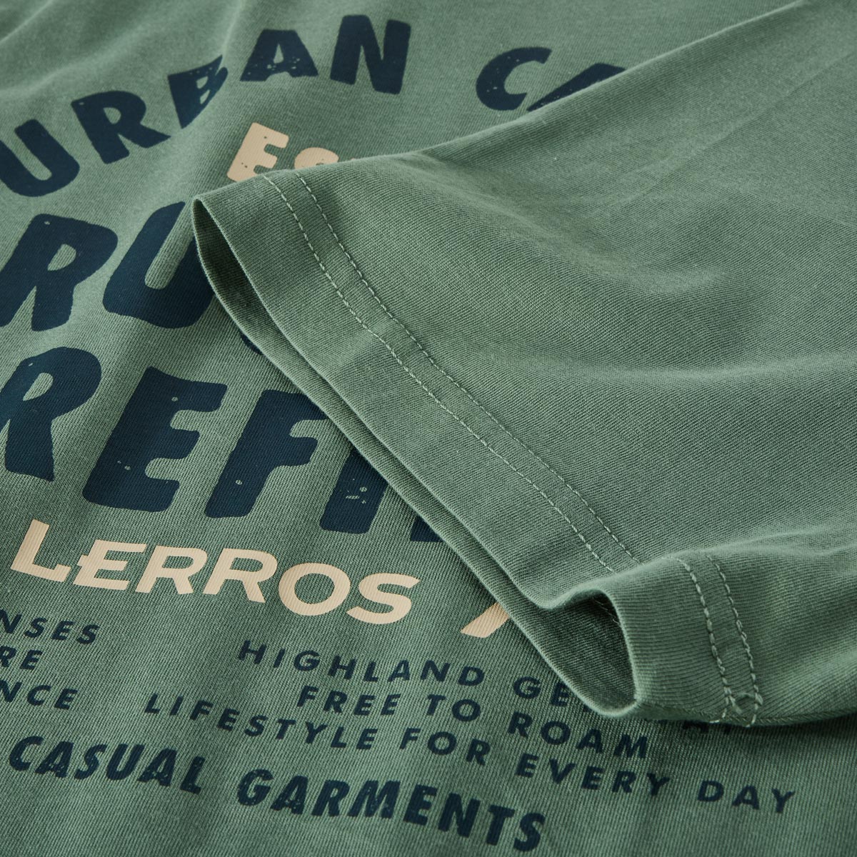 Lerros T-Shirt mit Label-Print dunkelgrün