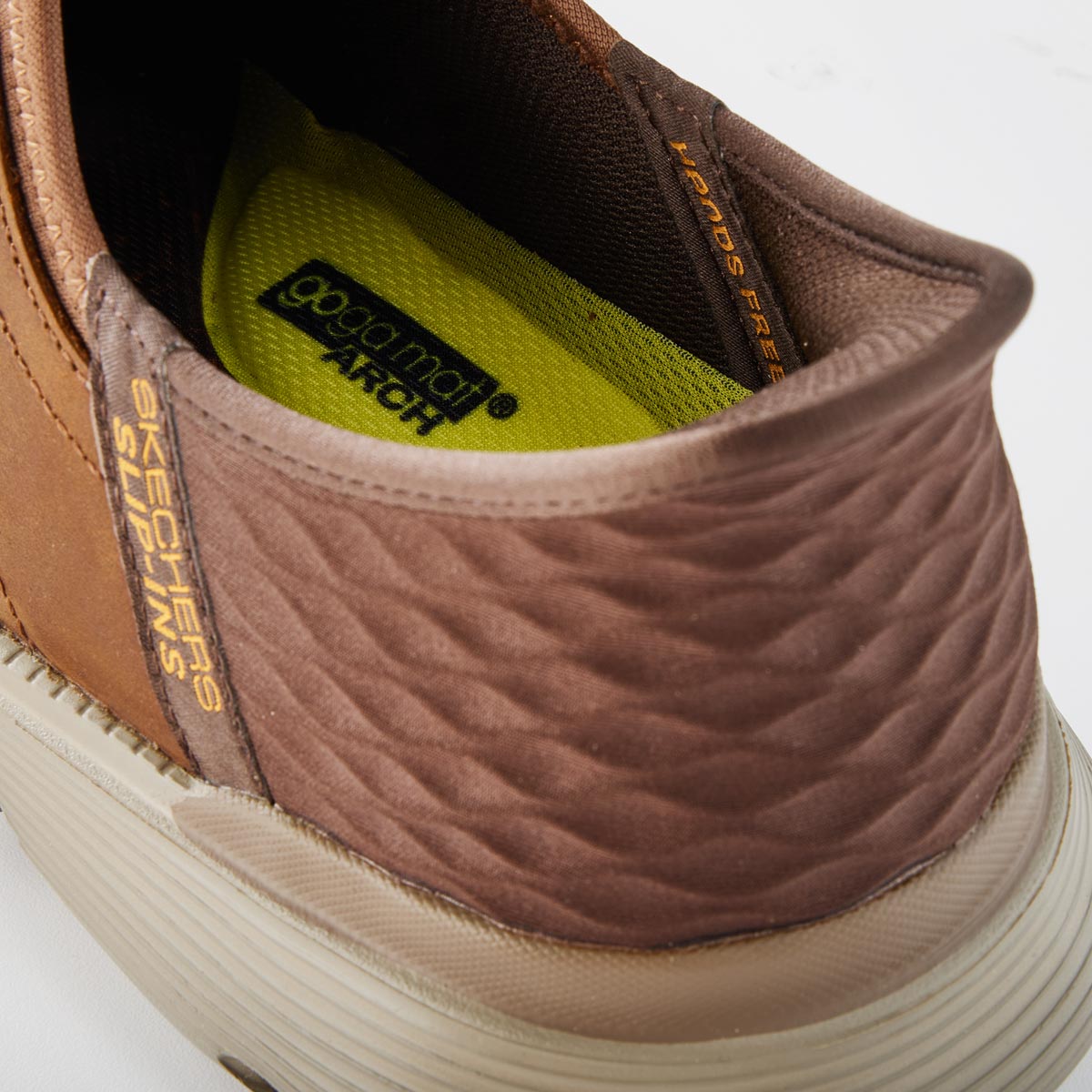 SKECHERS Sneaker "Garza - Gervin" braun