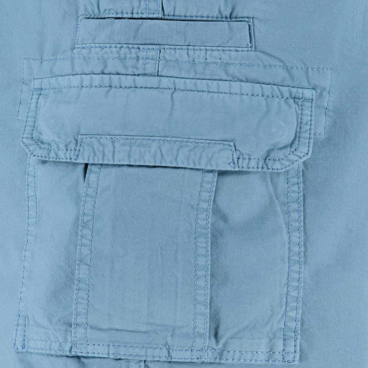 bugatti Cargo-Shorts aus Baumwolle hellblau