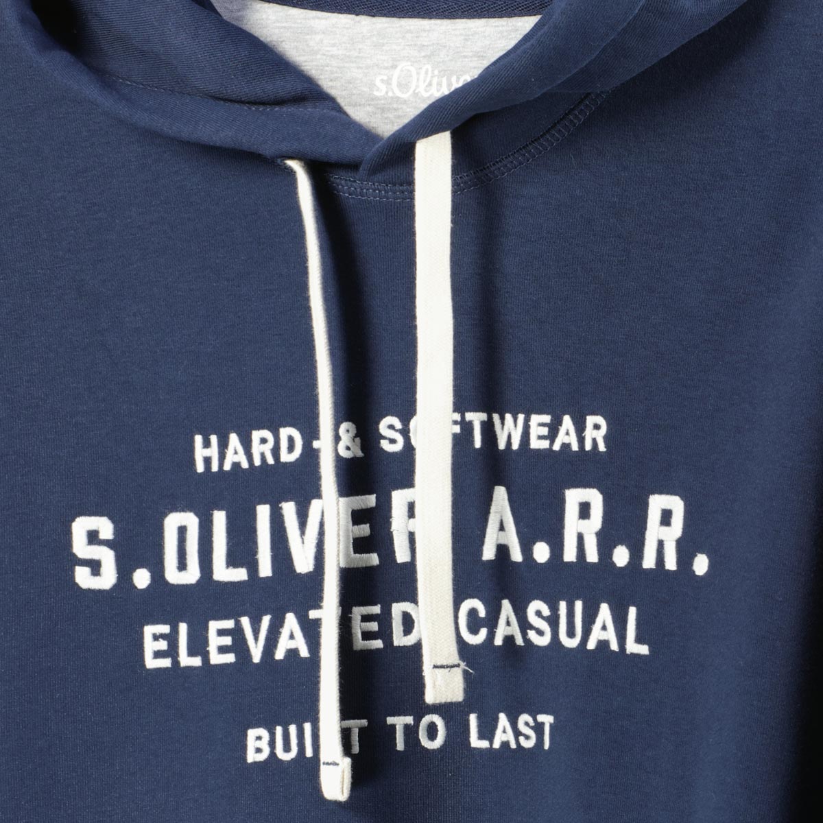 s.Oliver Hoodie aus Baumwollmischung blau