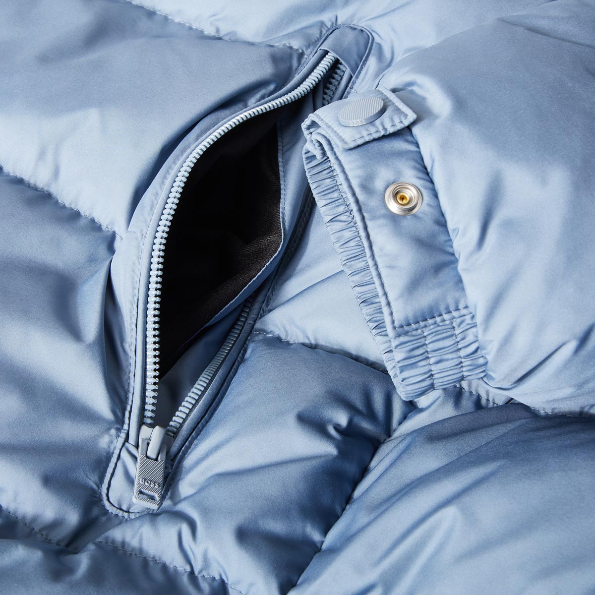 BOSS Winter-Steppjacke mit wärmender Wattierung mittelblau
