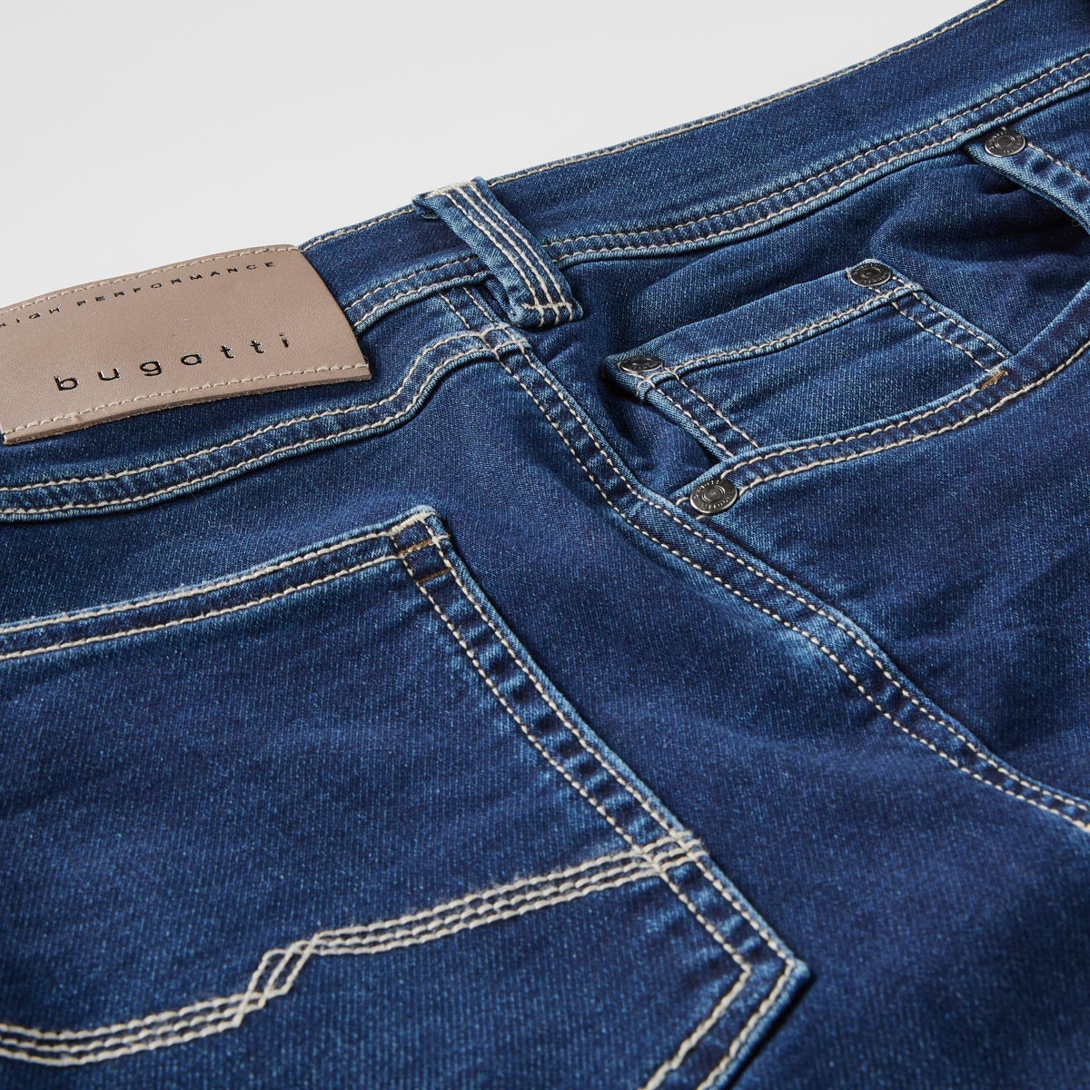 bugatti Jeans-Shorts mit Stretch blau