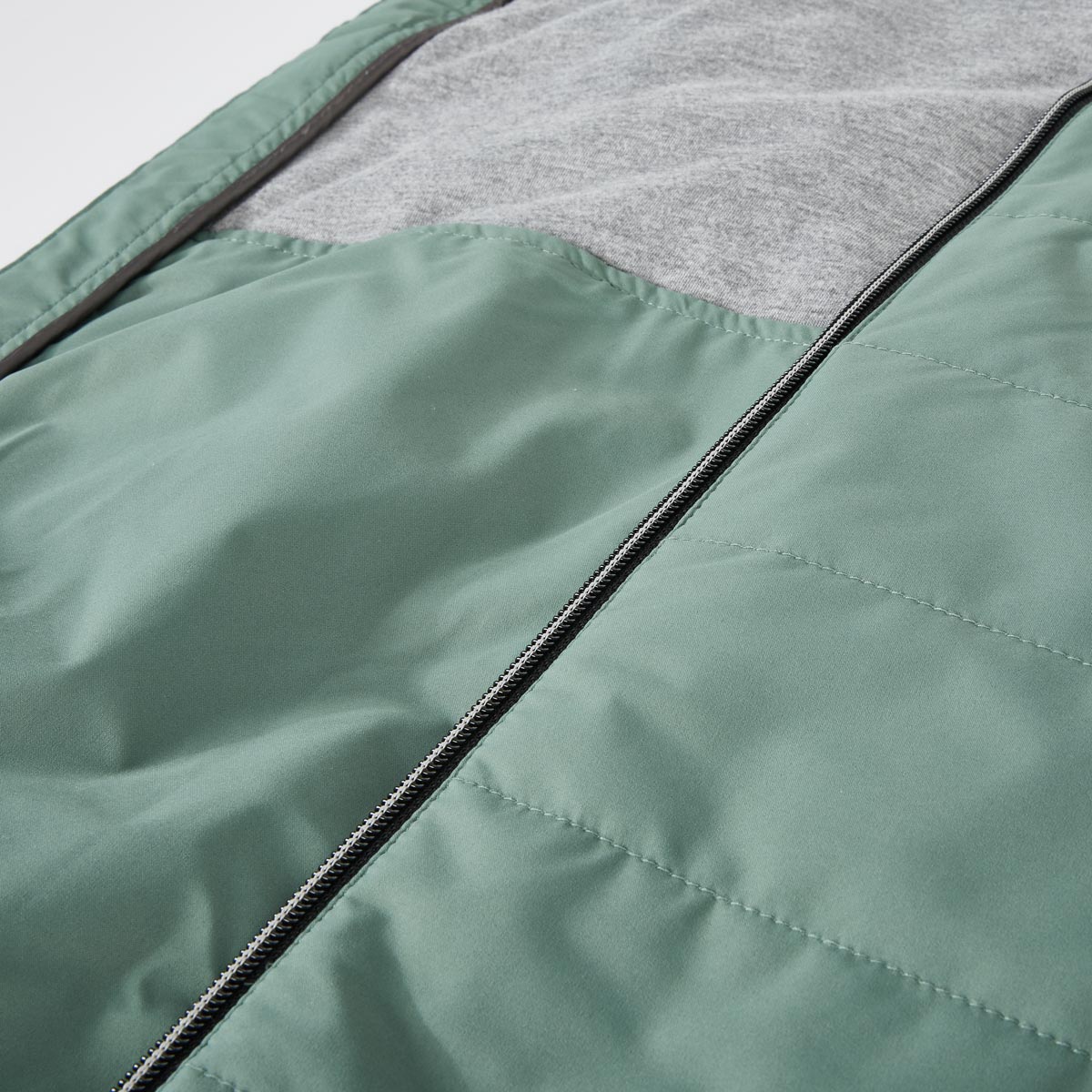 CASA MODA Leichte Weste, wasser- und windabweisend grün