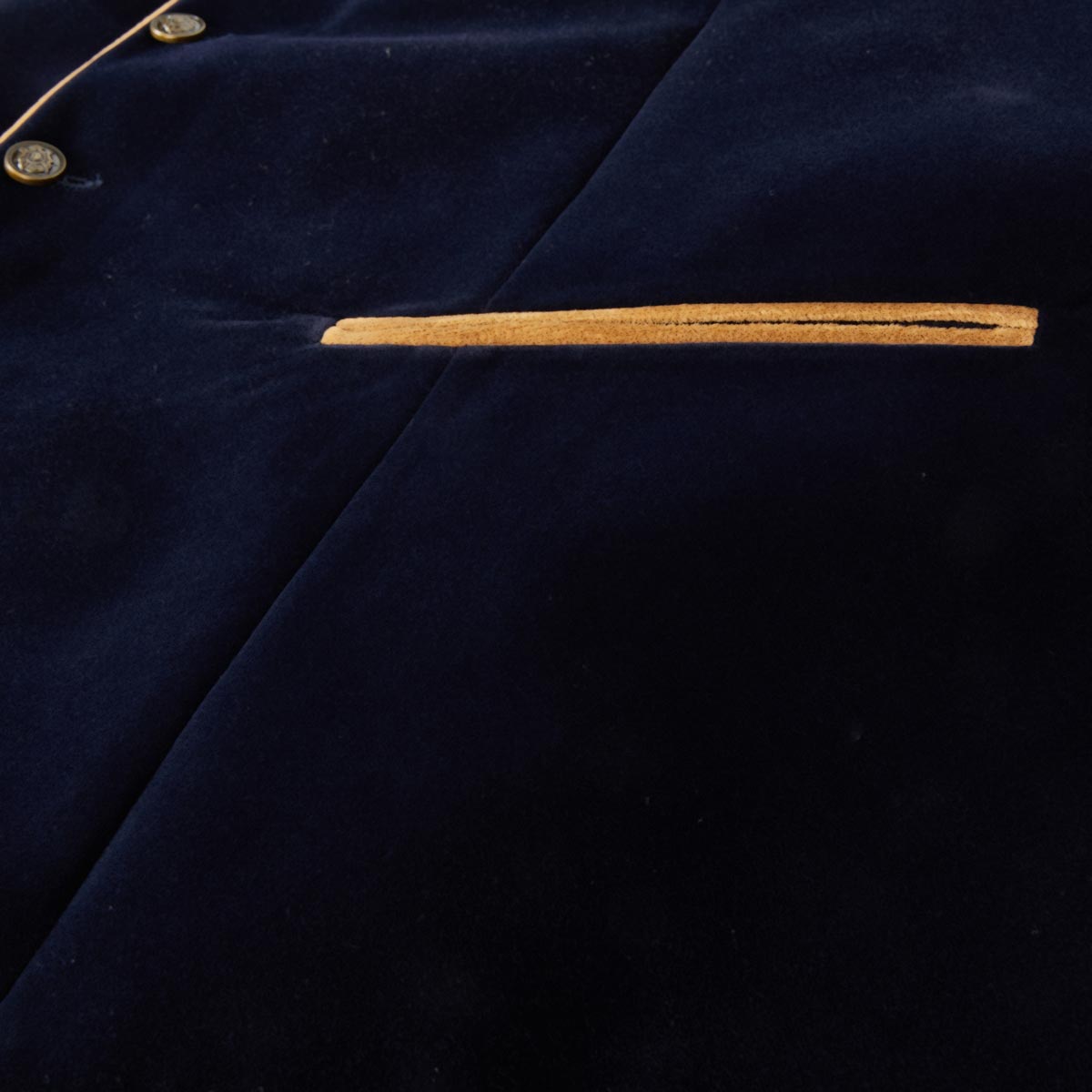 Pfundskerl Trachtenweste aus Samt dunkelblau