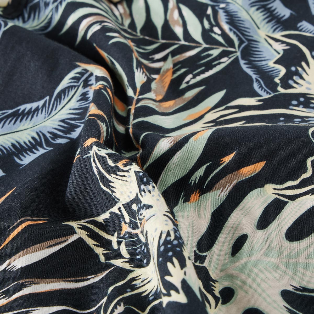 Jack&Jones Freizeithemd mit floralem Muster schwarz