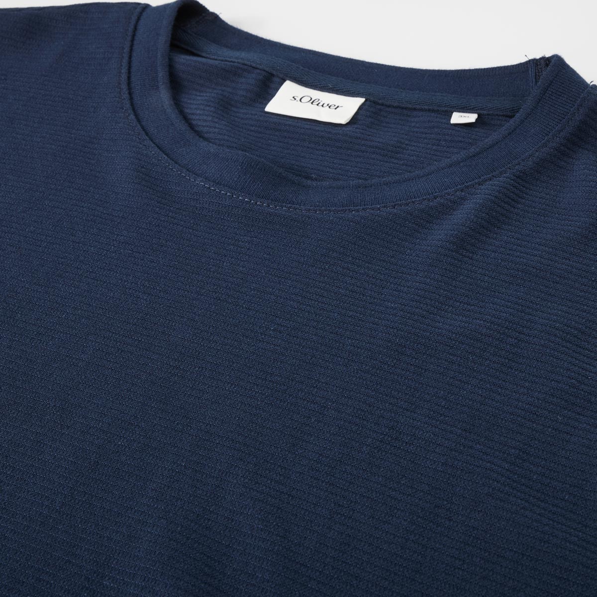 s.Oliver T-Shirt mit Strukturgewebe blau