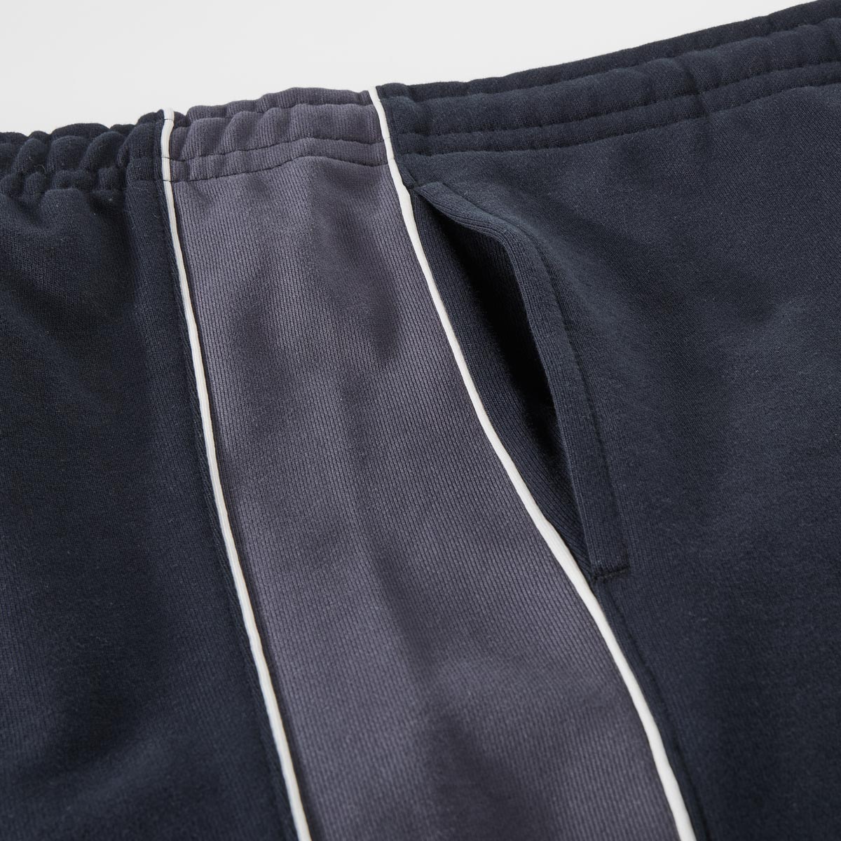 LACOSTE Jogging-Shorts mit Stretch grau