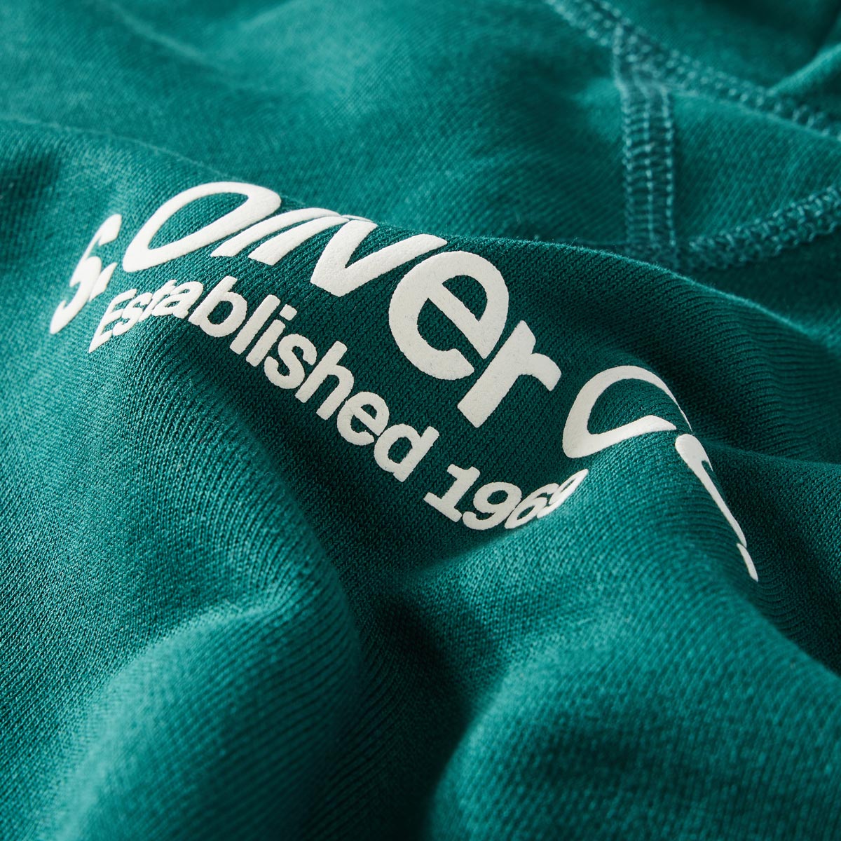 s.Oliver Hoodie aus Baumwollmischung oliv