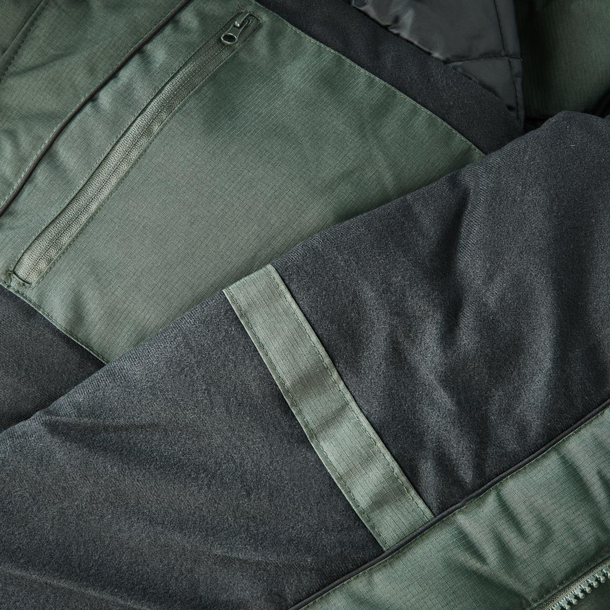 Blue Wave Wattierte Funktionsjacke, wasser- und winddicht khaki