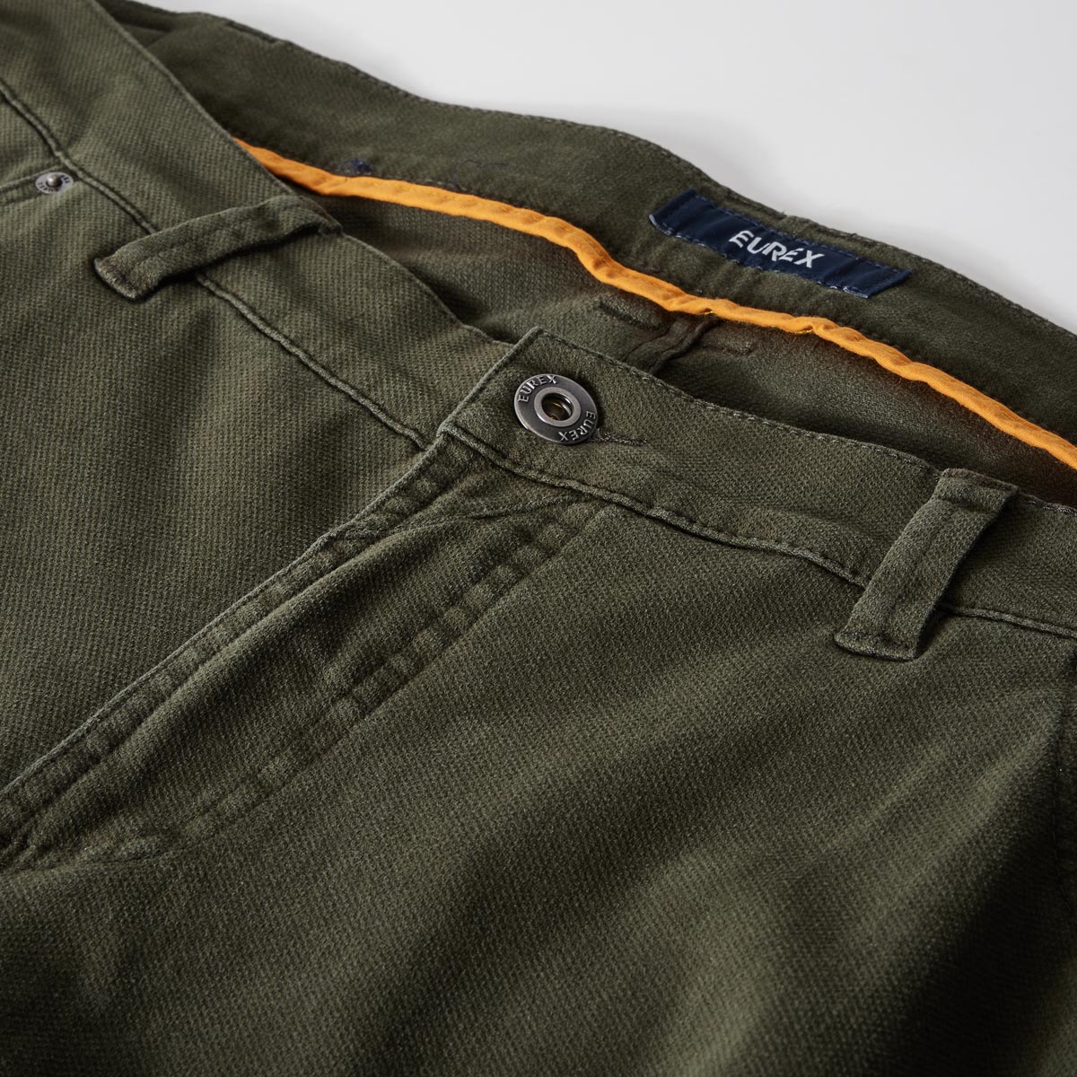 EUREX Jeans „Luke“ mit Stretch, Regular Fit oliv