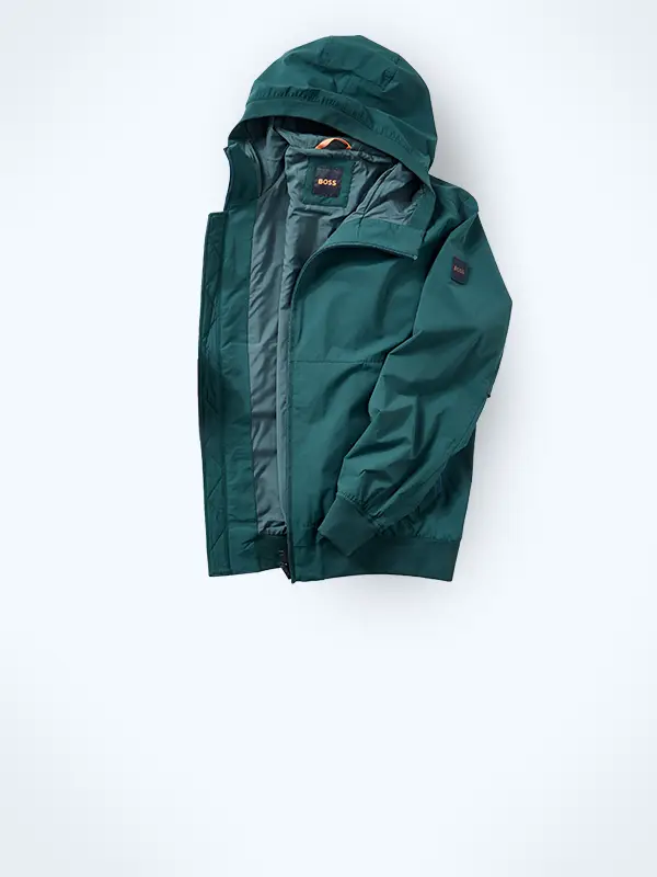 Grüne Herrenjacke mit Kapuze in großer Größe, offen präsentiert auf hellem Hintergrund