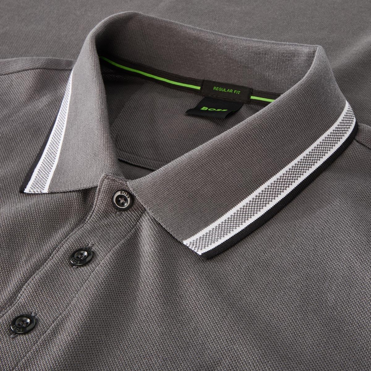 BOSS Poloshirt mit Kontrastdetails anthrazit