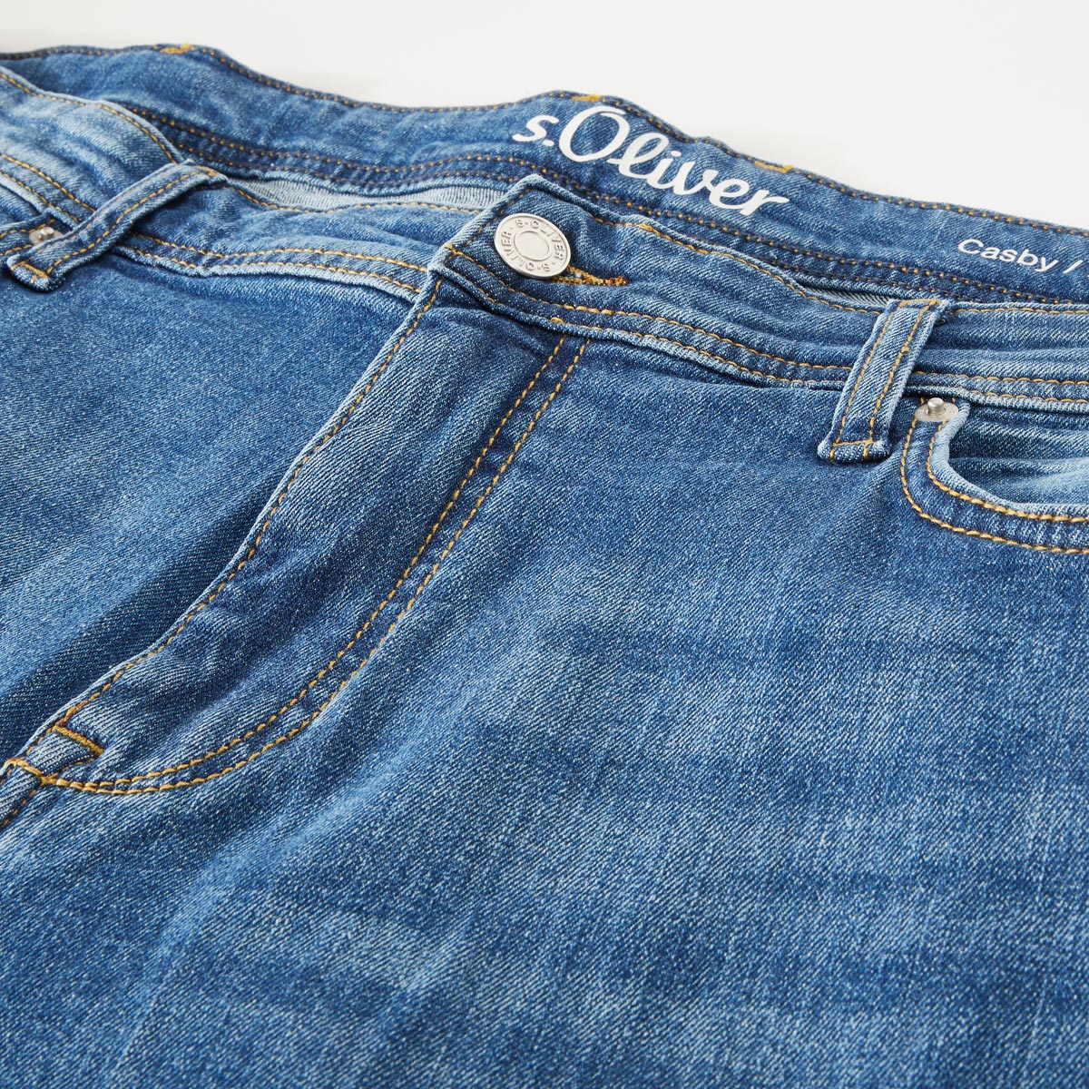 s.Oliver Jeans mit Stretch "Casby", Regular Fit blau