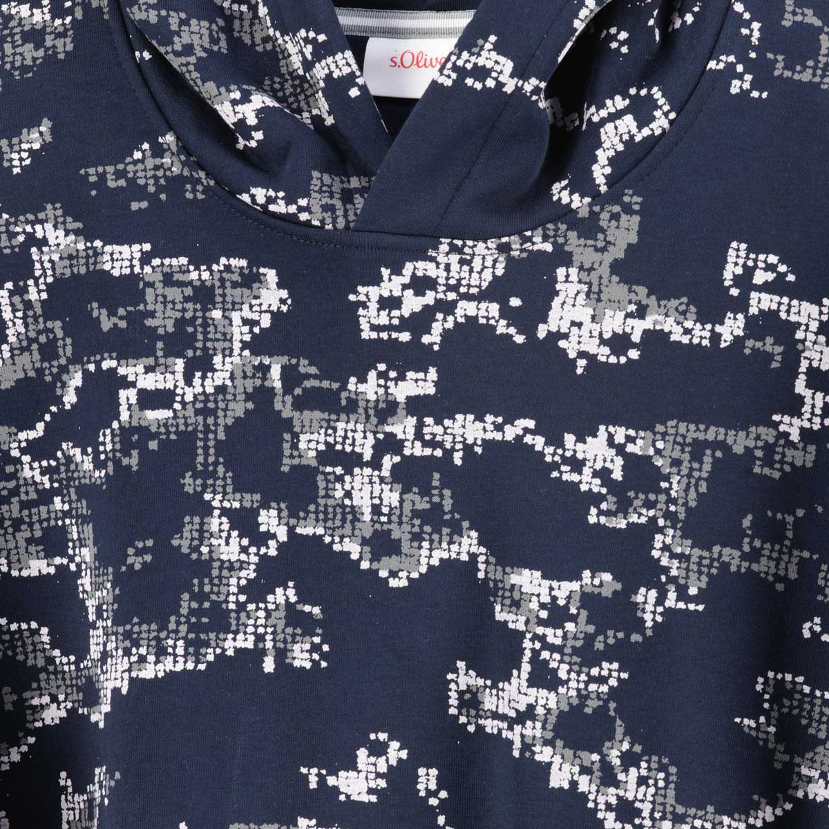 s.Oliver Hoodie mit Allover-Print dunkelblau s.Oliver Hoodie mit Allover-Print dunkelblau