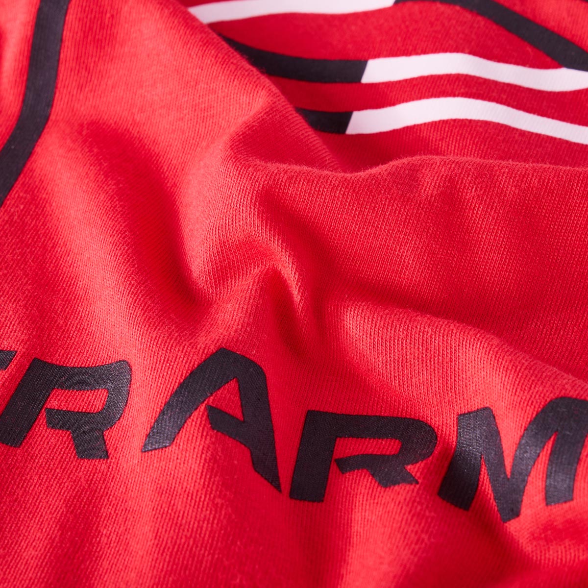 Under Armour T-Shirt aus Baumwollmischung rot