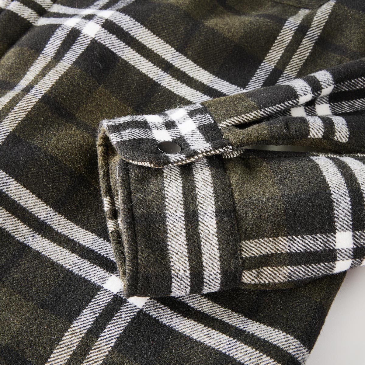 Jack&Jones Hemdjacke mit Teddyfutter oliv