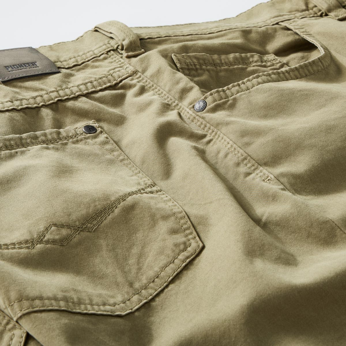 Pioneer Stretch-Baumwollhose "Peter", Loose Fit oliv