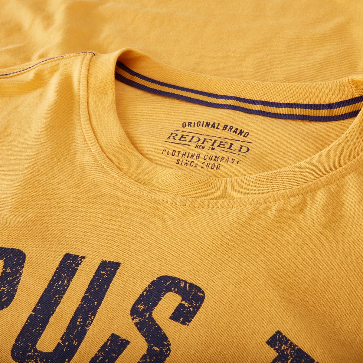 Redfield Longsleeve mit Print gelb