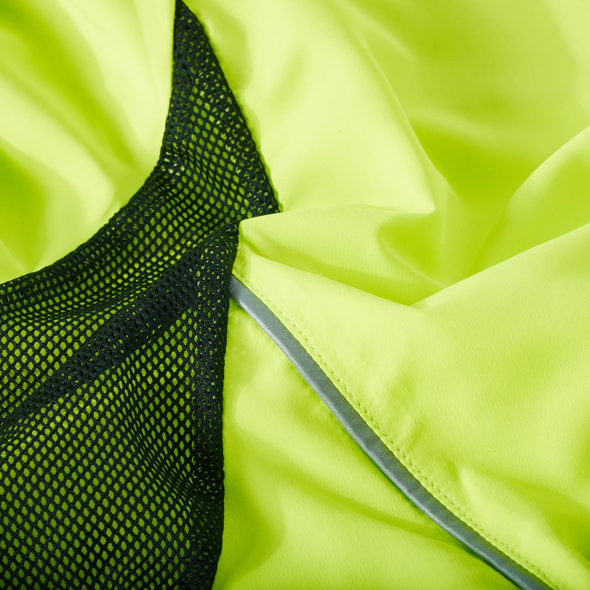 North Ultraleichte Radjacke mit reflektierenden Elementen, winddicht grün