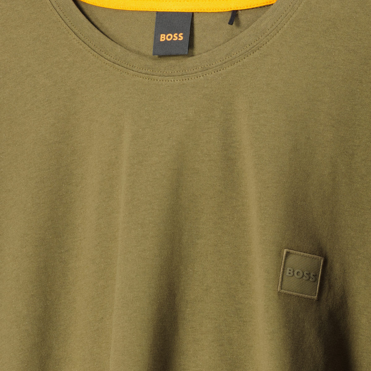 BOSS T-Shirt aus Baumwolle oliv