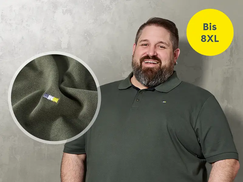 Starker Mann trägt grünes Poloshirt in großen Größen bis 8XL mit Fokus auf bequemen Stoff und Passform.