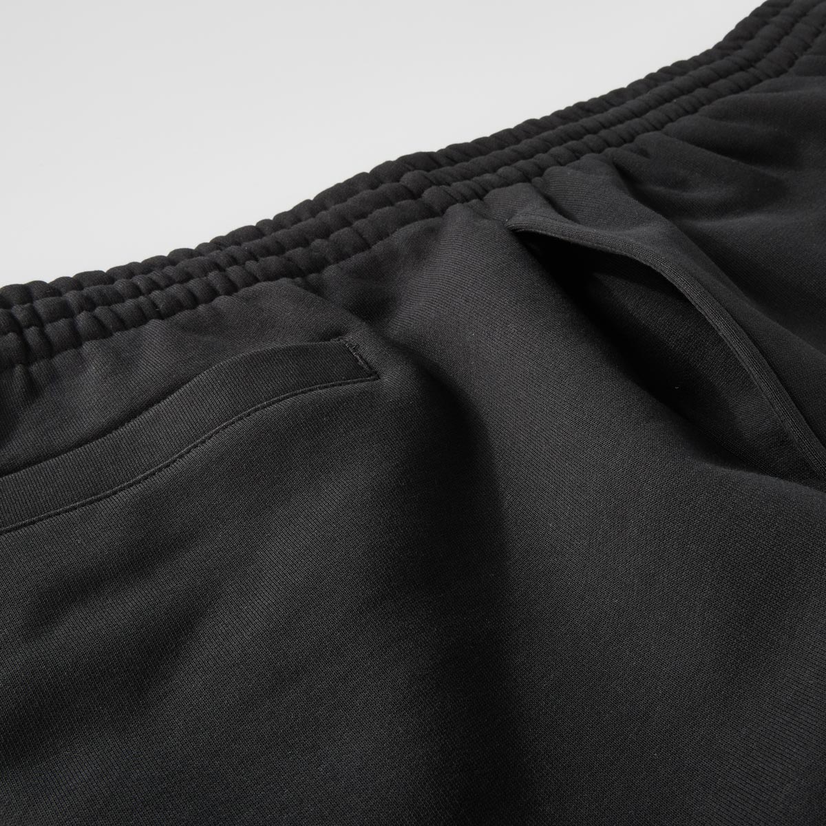 LACOSTE Jogging-Shorts mit Biobaumwolle schwarz