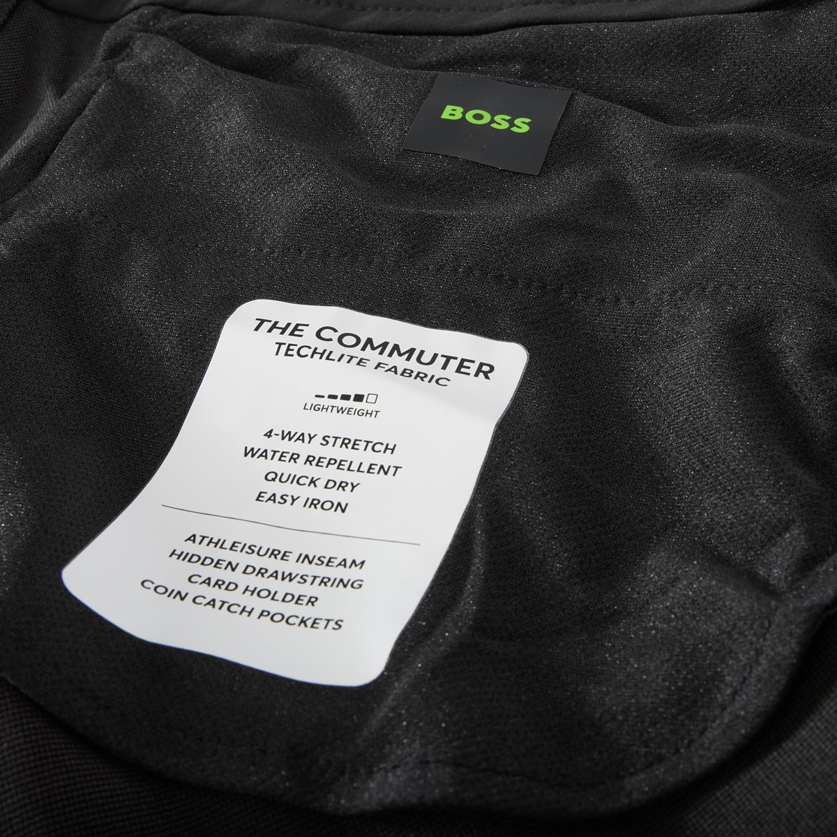 BOSS Stretch-Chinos aus Funktionsmaterial, Regular Fit schwarz