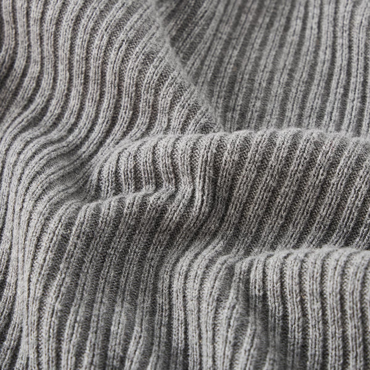 s.Oliver Strickpullover aus Baumwolle grau