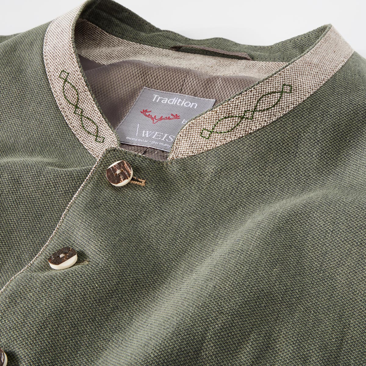 Weis Trachtenweste mit Leinen grün