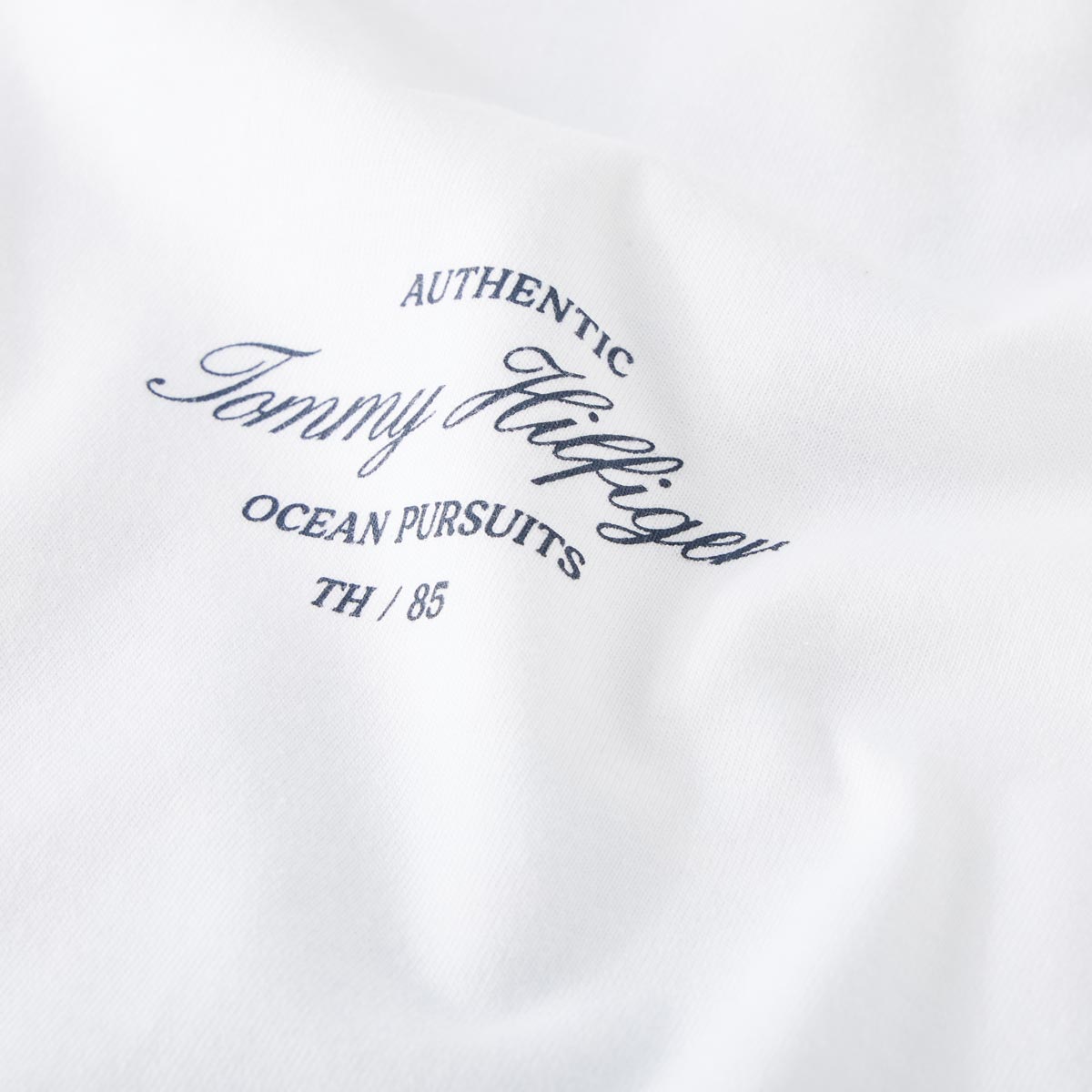 Tommy Hilfiger T-Shirt mit Print auf Vorder- und Rückseite weiß