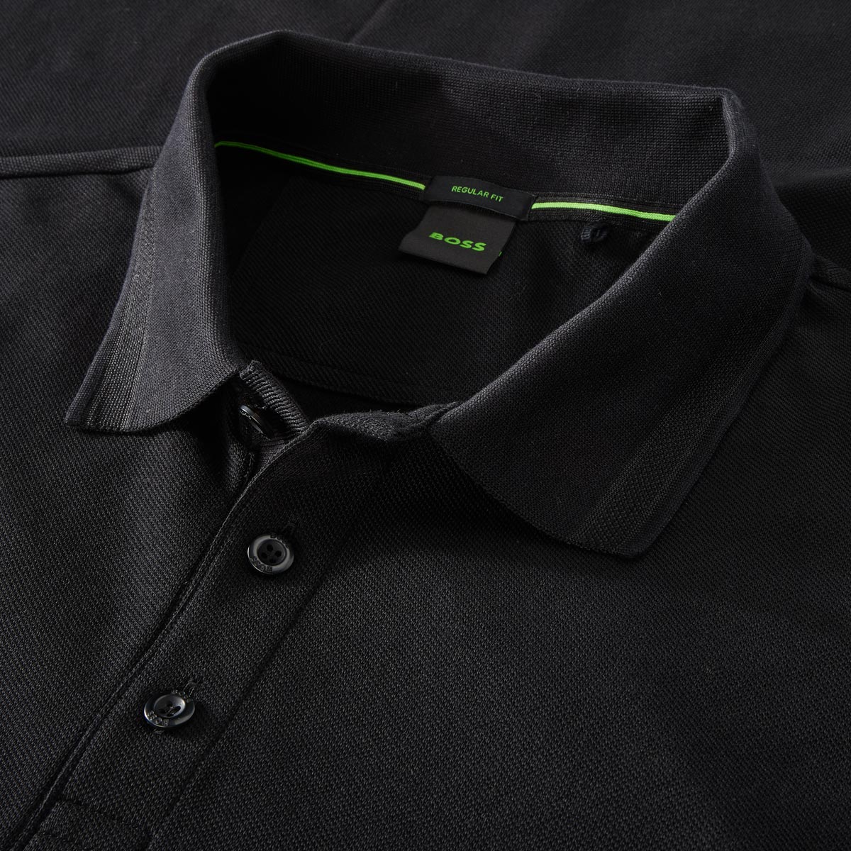 BOSS Poloshirt mit Kontrastdetails schwarz