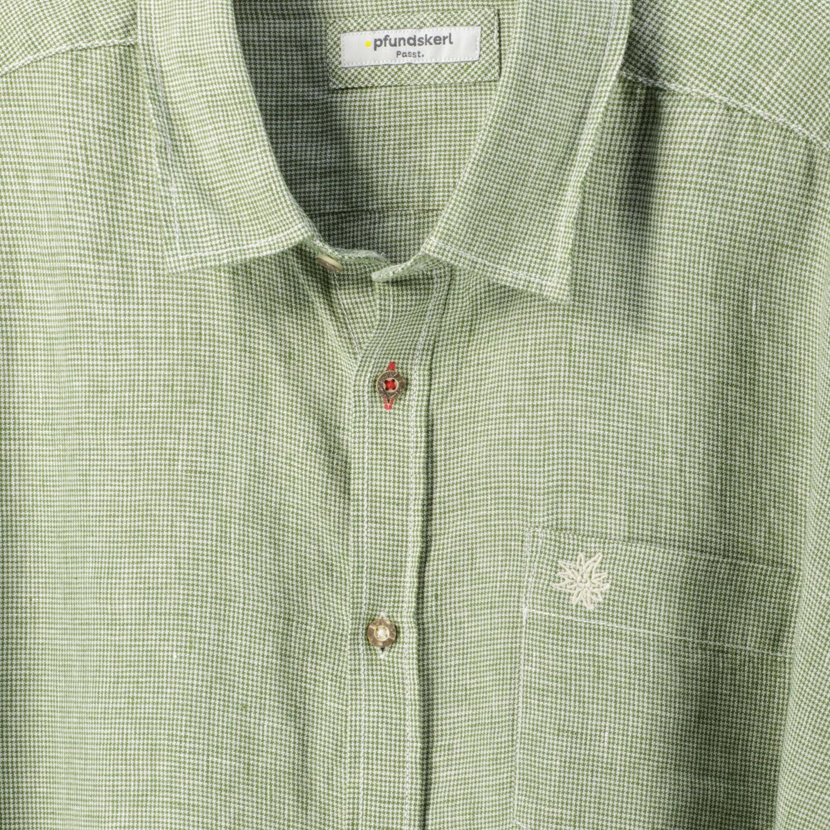 Pfundskerl Trachtenhemd aus Leinen grün