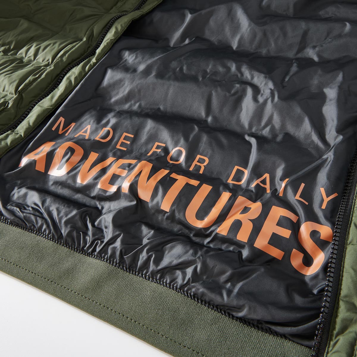 camel active Steppjacke im Materialmix oliv