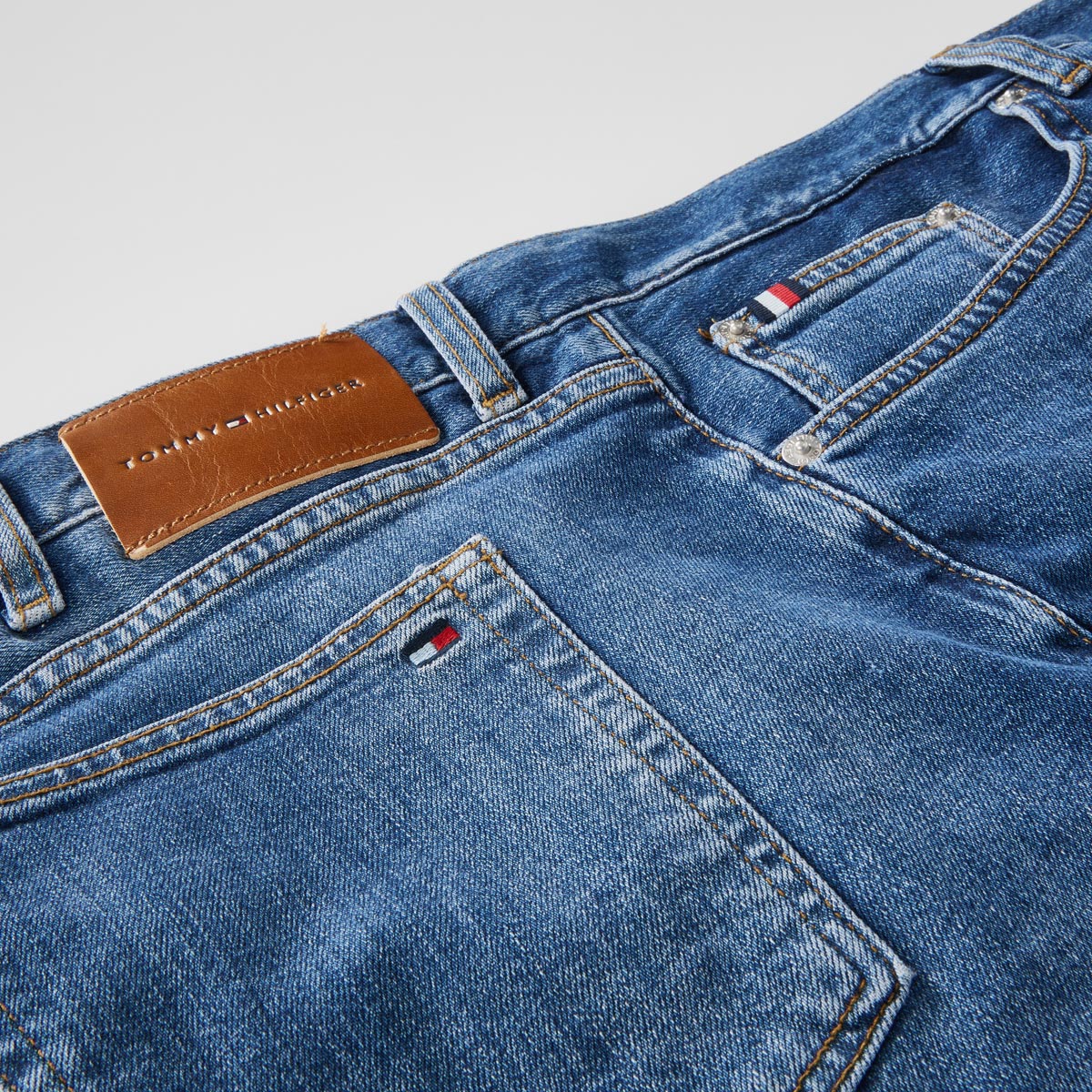 Tommy Hilfiger 5-Pocket Jeans "Madison", Regular Fit mittelblau