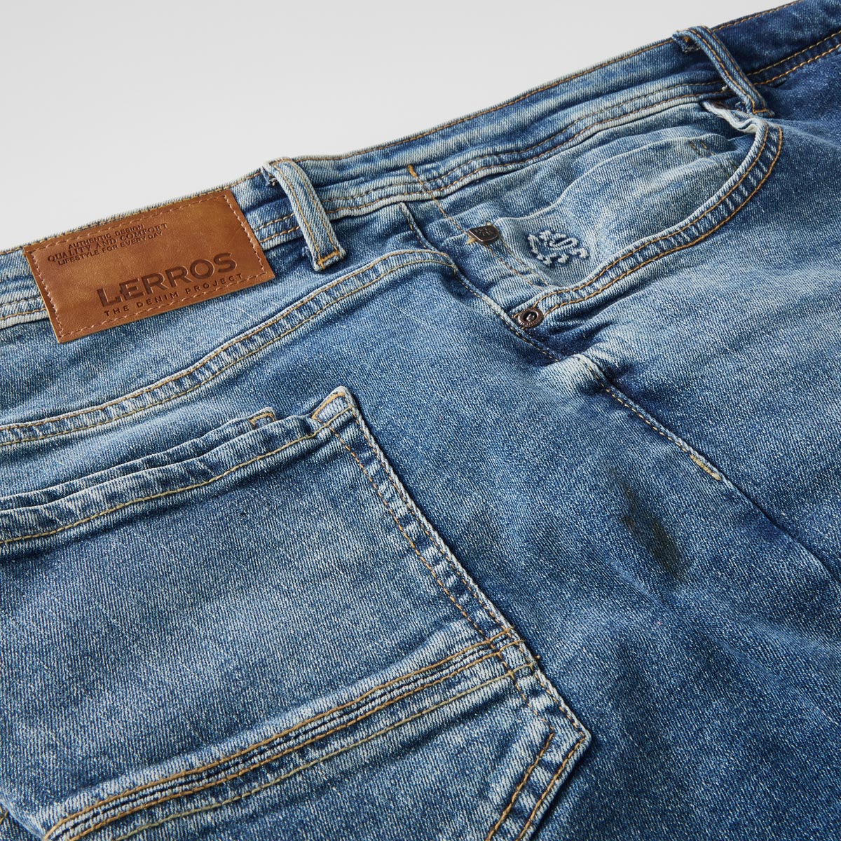 Lerros Stretch-Jeans "Baxter" im 5-Pocket Stil, Regular Fit hellblau