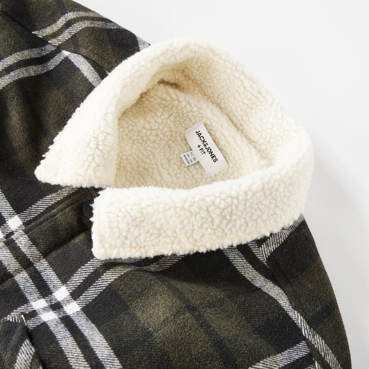 Jack&Jones Hemdjacke mit Teddyfutter oliv