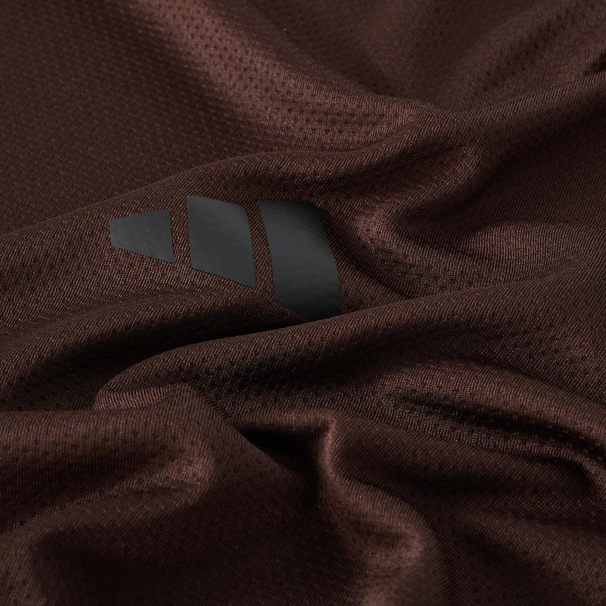 adidas Funktionsshirt, schnelltrocknend und atmungsaktiv braun