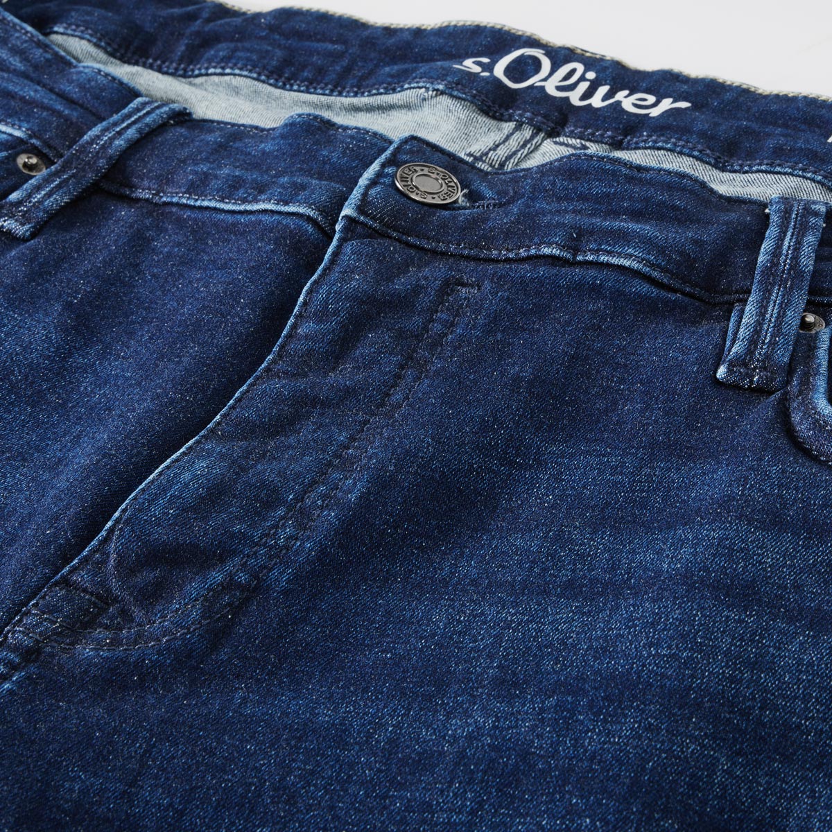 s.Oliver Stretch-Jeans im 5-Pocket Stil, Loose Fit blau