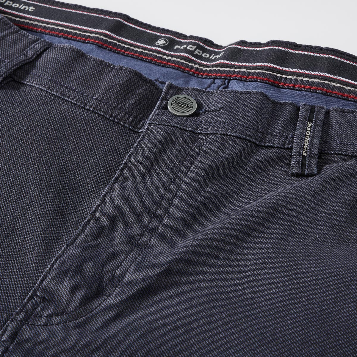 Redpoint Stretch-Jeans "Montreal", Loose Fit dunkelblau