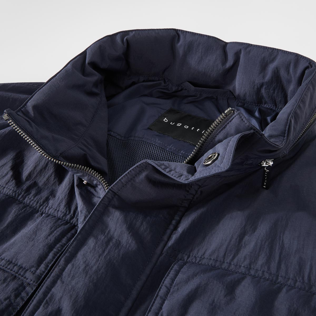 bugatti Leichte Jacke mit verstaubarer Kapuze, wasserabweisend dunkelblau