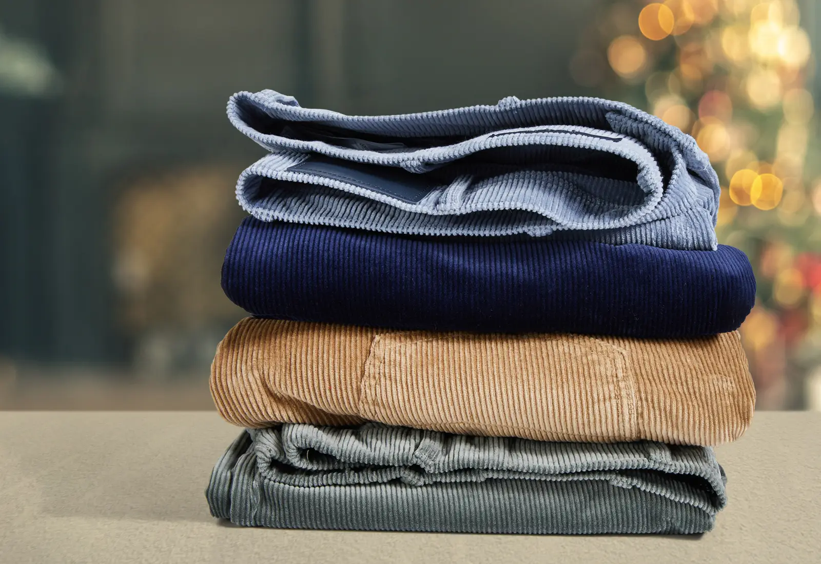 Cordhosen in verschiedenen Farben – bequeme, hochwertige Herrenmode in großen Größen für Weihnachten