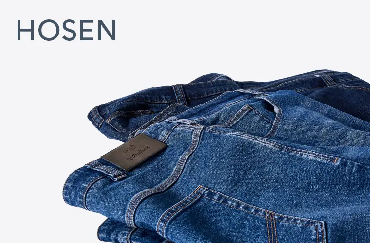 Stapel aus blauen Jeans in Plus Size von Pfundskerl – lässig und bequem