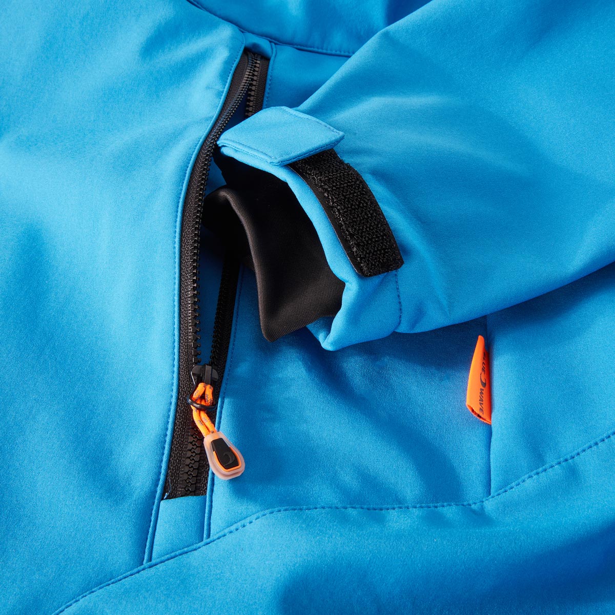 Blue Wave Softshelljacke "Mads", wasser- und winddicht azur
