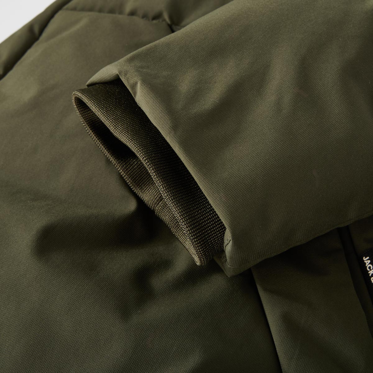 Jack&Jones Steppjacke, wind- und wasserabweisen oliv