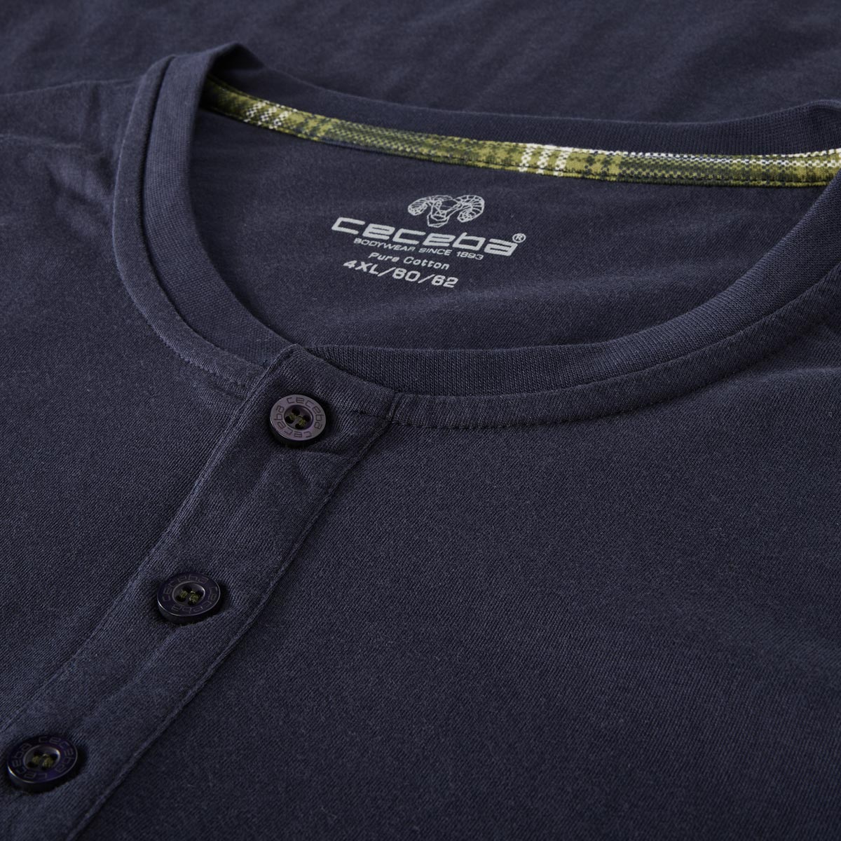 Ceceba Kurzer Schlafanzug mit Serafinokragen grün